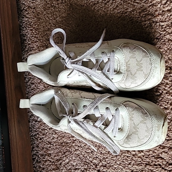 Michael Kors sneakers mk sneakers Michael kors size 3 sneakers mk sneakers Mk - Picture 13 of 16
